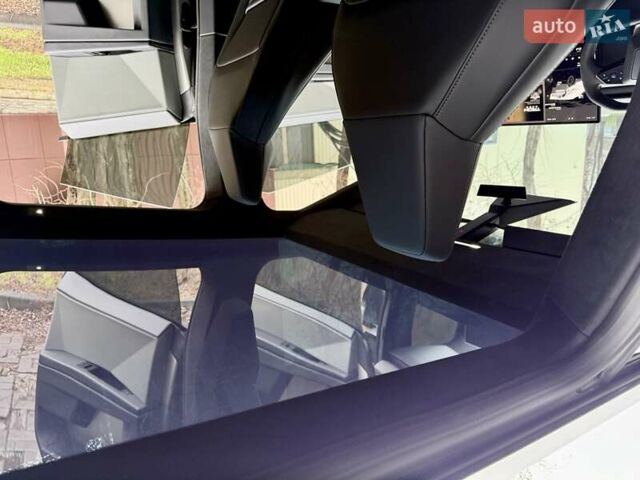 Сірий Тесла Cybertruck, об'ємом двигуна 0 л та пробігом 3 тис. км за 104800 $, фото 25 на Automoto.ua