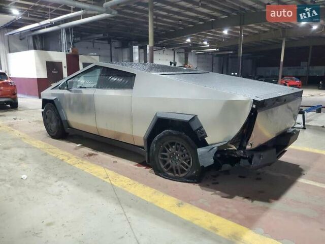 Сірий Тесла Cybertruck, об'ємом двигуна 0 л та пробігом 4 тис. км за 34900 $, фото 1 на Automoto.ua