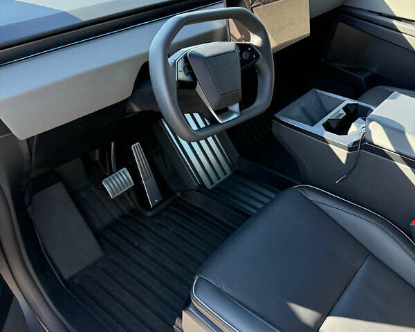 Тесла Cybertruck 2024 в Ровно на Automoto.ua Синий Тесла Cybertruck, объемом двигателя 0 л и пробегом 10 тыс. км за 119000 $, фото 13 на Automoto.ua