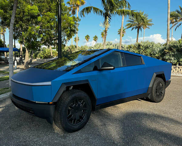 Тесла Cybertruck 2024 в Ровно на Automoto.ua Синий Тесла Cybertruck, объемом двигателя 0 л и пробегом 10 тыс. км за 119000 $, фото 3 на Automoto.ua
