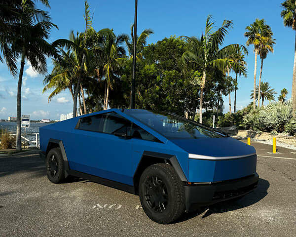 Тесла Cybertruck 2024 в Ровно на Automoto.ua Синий Тесла Cybertruck, объемом двигателя 0 л и пробегом 10 тыс. км за 119000 $, фото 10 на Automoto.ua
