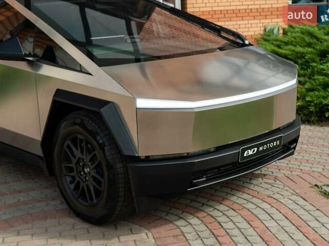 Зеленый Тесла Cybertruck, объемом двигателя 0 л и пробегом 1 тыс. км за 125000 $, фото 15 на Automoto.ua