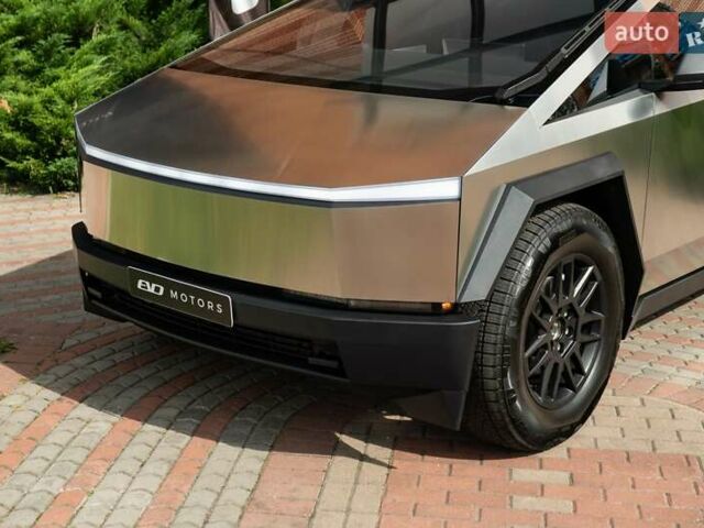 Зеленый Тесла Cybertruck, объемом двигателя 0 л и пробегом 1 тыс. км за 125000 $, фото 18 на Automoto.ua