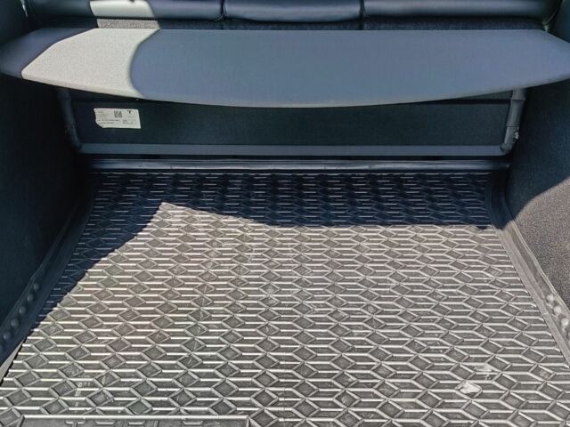 Белый Тесла Другая, объемом двигателя 0 л и пробегом 20 тыс. км за 33500 $, фото 11 на Automoto.ua