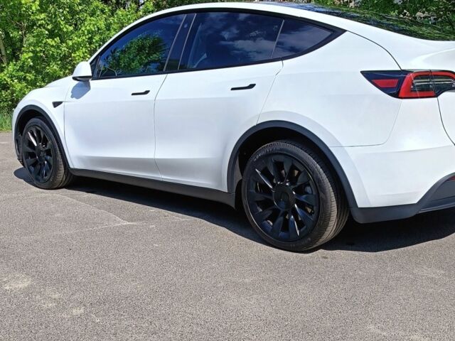 Белый Тесла Другая, объемом двигателя 0 л и пробегом 20 тыс. км за 33500 $, фото 4 на Automoto.ua