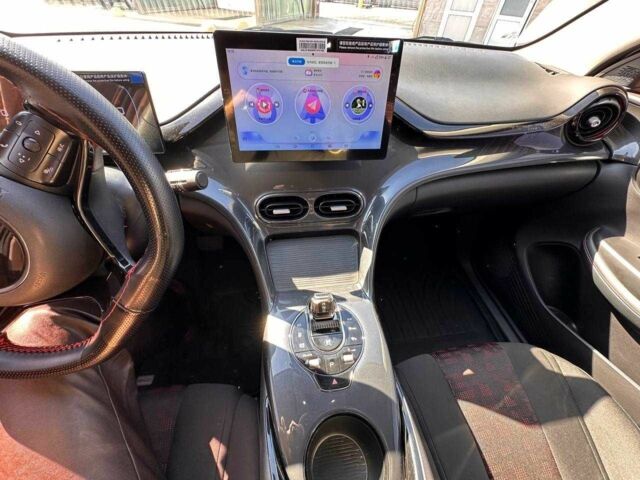 Белый Тесла Другая, объемом двигателя 0 л и пробегом 20 тыс. км за 15500 $, фото 21 на Automoto.ua