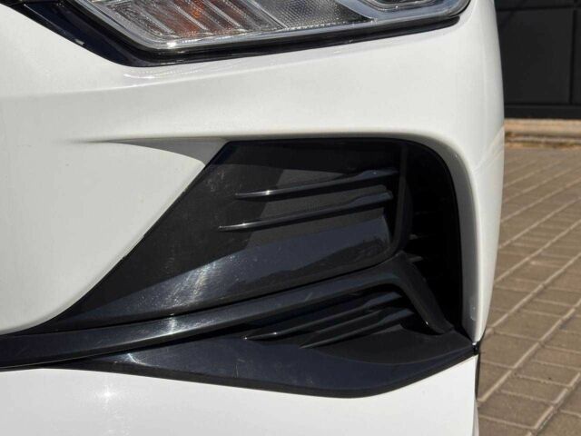 Белый Тесла Другая, объемом двигателя 0 л и пробегом 20 тыс. км за 15500 $, фото 6 на Automoto.ua