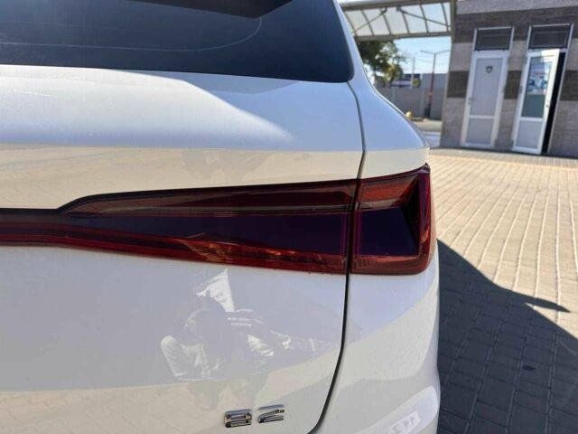 Белый Тесла Другая, объемом двигателя 0 л и пробегом 20 тыс. км за 15500 $, фото 11 на Automoto.ua