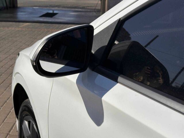 Белый Тесла Другая, объемом двигателя 0 л и пробегом 20 тыс. км за 15500 $, фото 14 на Automoto.ua