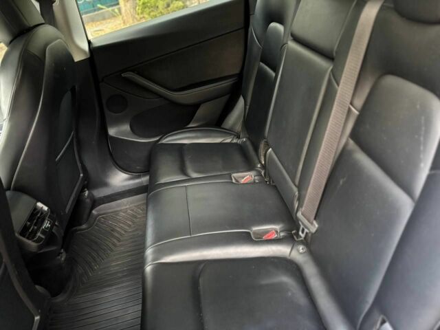 Белый Тесла Другая, объемом двигателя 0 л и пробегом 93 тыс. км за 21000 $, фото 7 на Automoto.ua