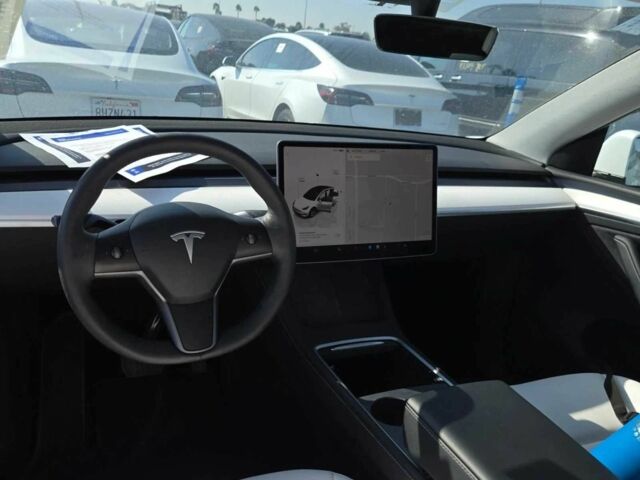 Белый Тесла Другая, объемом двигателя 0 л и пробегом 50 тыс. км за 15050 $, фото 3 на Automoto.ua