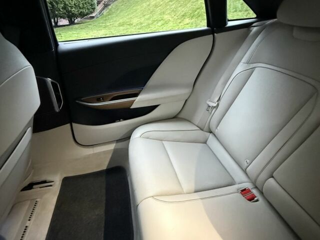 Белый Тесла Другая, объемом двигателя 0 л и пробегом 52 тыс. км за 982 $, фото 7 на Automoto.ua