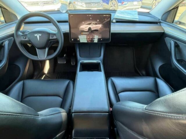 Белый Тесла Другая, объемом двигателя 0 л и пробегом 18 тыс. км за 23500 $, фото 8 на Automoto.ua