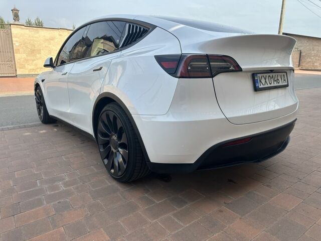 Белый Тесла Другая, объемом двигателя 0 л и пробегом 50 тыс. км за 26900 $, фото 2 на Automoto.ua