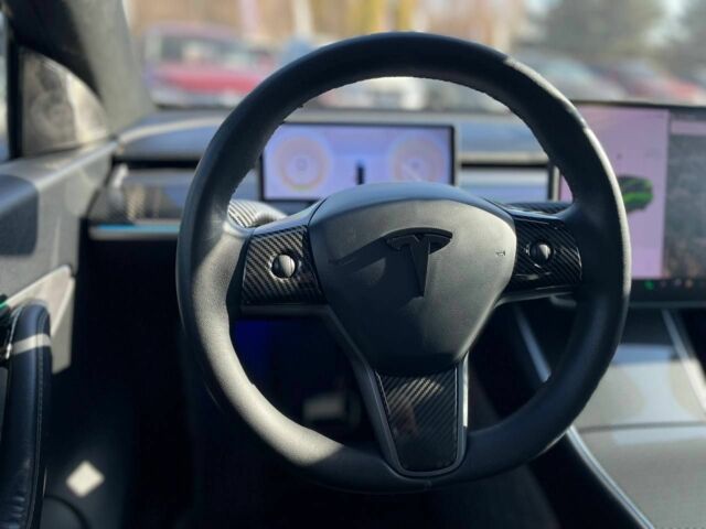 Белый Тесла Другая, объемом двигателя 0 л и пробегом 144 тыс. км за 28600 $, фото 19 на Automoto.ua