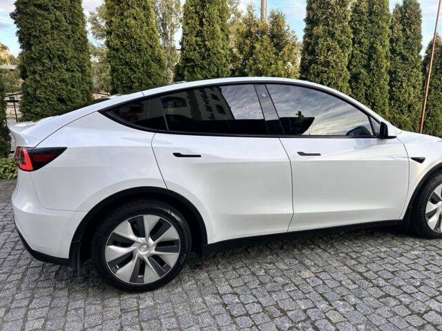 Белый Тесла Другая, объемом двигателя 0 л и пробегом 112 тыс. км за 21700 $, фото 5 на Automoto.ua