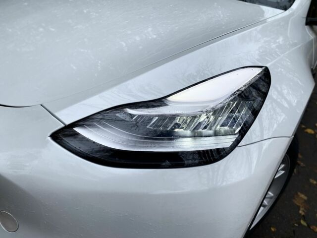 Белый Тесла Другая, объемом двигателя 0 л и пробегом 104 тыс. км за 22500 $, фото 3 на Automoto.ua