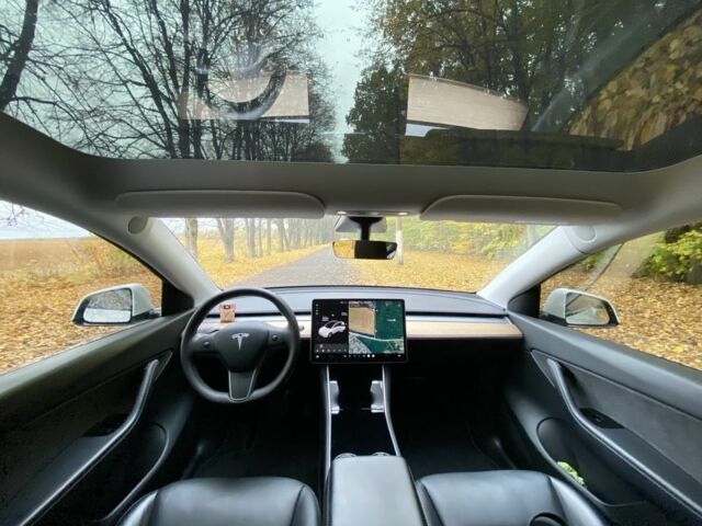 Белый Тесла Другая, объемом двигателя 0 л и пробегом 104 тыс. км за 22500 $, фото 14 на Automoto.ua