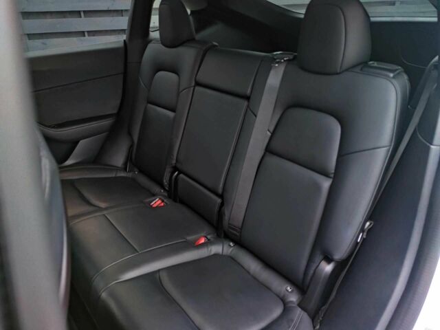 Белый Тесла Другая, объемом двигателя 0 л и пробегом 105 тыс. км за 28500 $, фото 16 на Automoto.ua