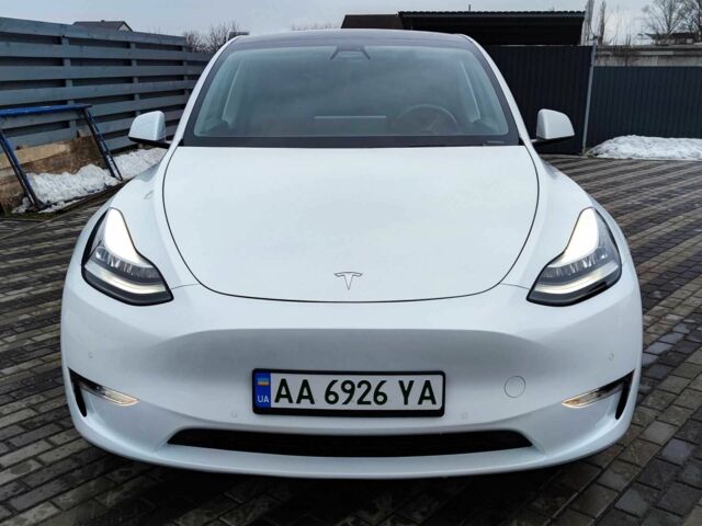 Белый Тесла Другая, объемом двигателя 0 л и пробегом 105 тыс. км за 28500 $, фото 1 на Automoto.ua