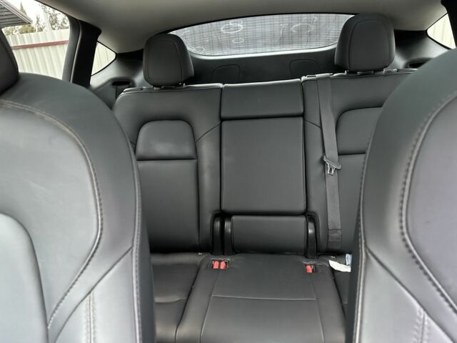 Белый Тесла Другая, объемом двигателя 0 л и пробегом 82 тыс. км за 26000 $, фото 8 на Automoto.ua