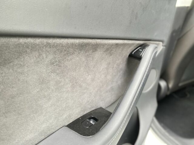 Белый Тесла Другая, объемом двигателя 0 л и пробегом 104 тыс. км за 22500 $, фото 11 на Automoto.ua