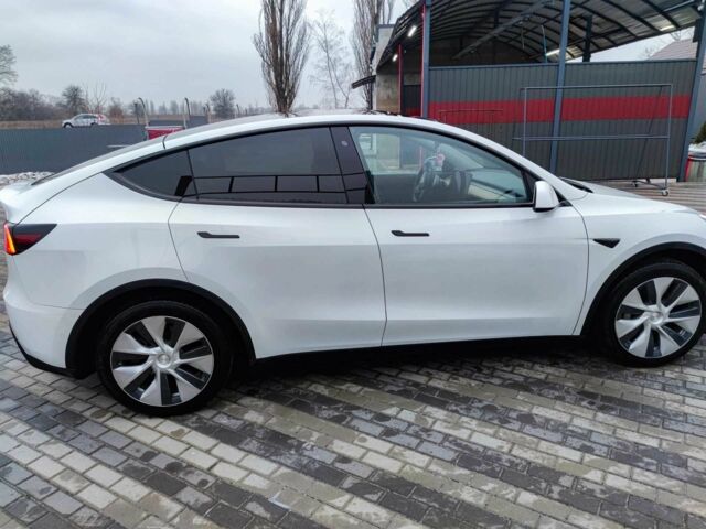 Белый Тесла Другая, объемом двигателя 0 л и пробегом 105 тыс. км за 28500 $, фото 10 на Automoto.ua