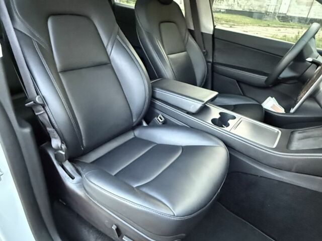 Белый Тесла Другая, объемом двигателя 0 л и пробегом 89 тыс. км за 28500 $, фото 13 на Automoto.ua