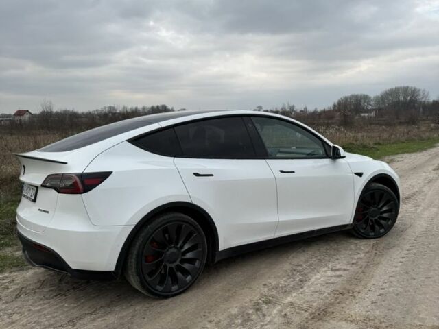 Белый Тесла Другая, объемом двигателя 0 л и пробегом 119 тыс. км за 24000 $, фото 4 на Automoto.ua