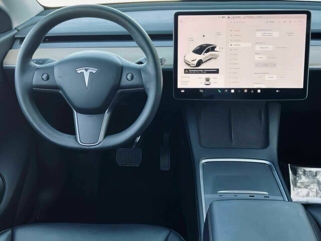 Белый Тесла Другая, объемом двигателя 0 л и пробегом 27 тыс. км за 10000 $, фото 8 на Automoto.ua