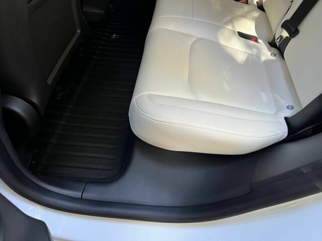 Тесла Другая 2021 в Одессе на Automoto.ua Белый Тесла Другая, объемом двигателя 0 л и пробегом 73 тыс. км за 24600 $, фото 17 на Automoto.ua