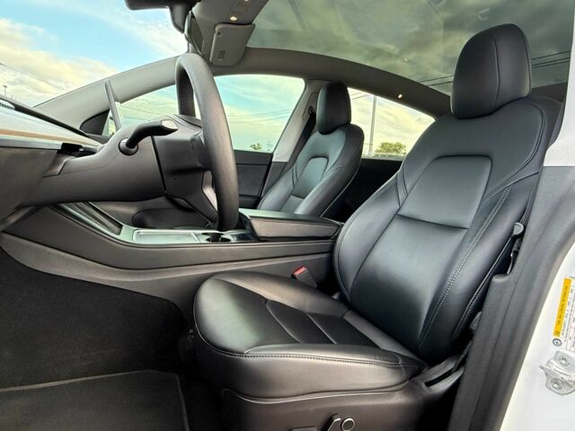 Тесла Другая 2021 в Киеве на Automoto.ua Белый Тесла Другая, объемом двигателя 0 л и пробегом 79 тыс. км за 24700 $, фото 18 на Automoto.ua