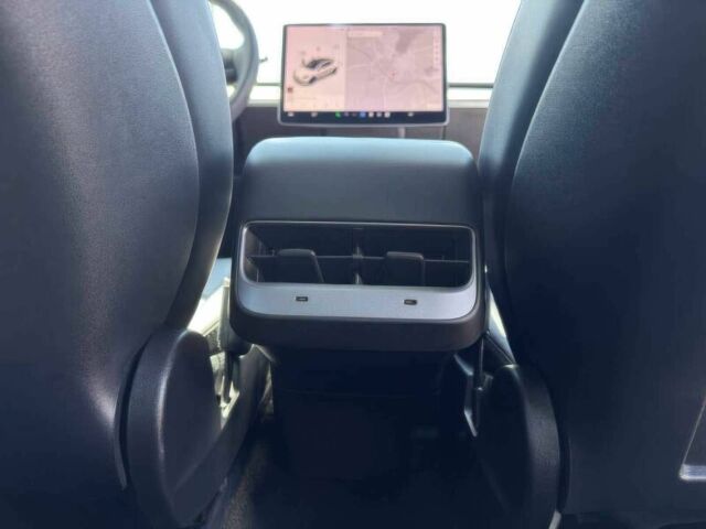 Белый Тесла Другая, объемом двигателя 0 л и пробегом 17 тыс. км за 13800 $, фото 14 на Automoto.ua