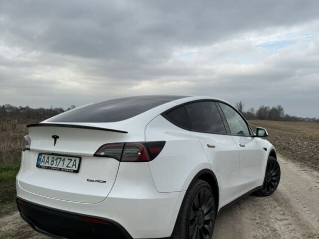 Белый Тесла Другая, объемом двигателя 0 л и пробегом 119 тыс. км за 24000 $, фото 5 на Automoto.ua