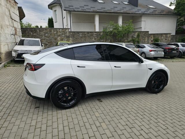 Тесла Другая 2021 в Тернополе на Automoto.ua Белый Тесла Другая, объемом двигателя 0 л и пробегом 75 тыс. км за 23500 $, фото 1 на Automoto.ua