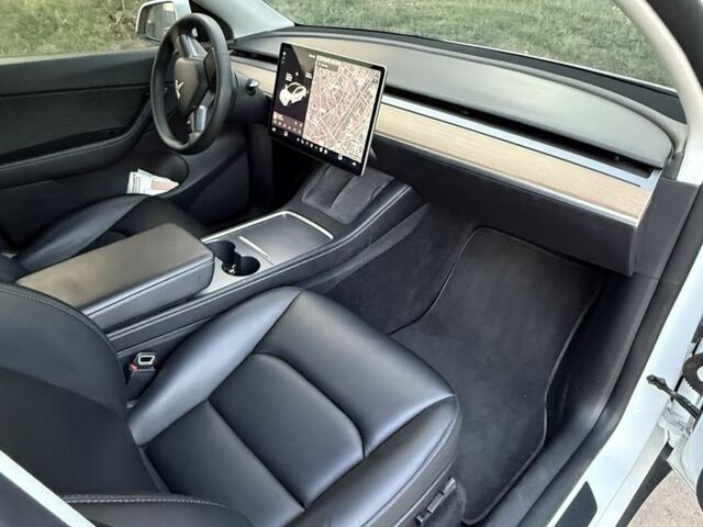 Белый Тесла Другая, объемом двигателя 0 л и пробегом 89 тыс. км за 28500 $, фото 12 на Automoto.ua