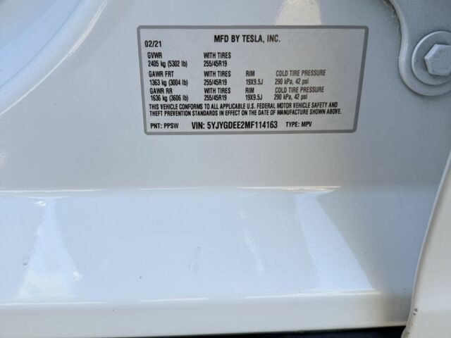 Белый Тесла Другая, объемом двигателя 0 л и пробегом 72 тыс. км за 29000 $, фото 5 на Automoto.ua