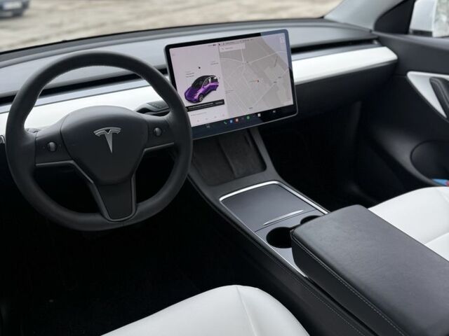 Белый Тесла Другая, объемом двигателя 0 л и пробегом 95 тыс. км за 22000 $, фото 6 на Automoto.ua