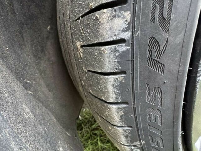 Белый Тесла Другая, объемом двигателя 0 л и пробегом 119 тыс. км за 24000 $, фото 7 на Automoto.ua