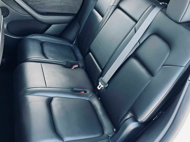 Белый Тесла Другая, объемом двигателя 0 л и пробегом 27 тыс. км за 10000 $, фото 9 на Automoto.ua