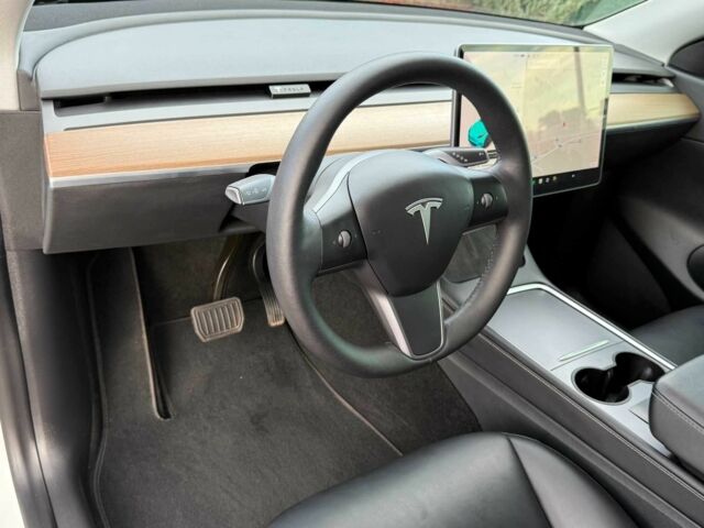 Тесла Другая 2021 в Киеве на Automoto.ua Белый Тесла Другая, объемом двигателя 0 л и пробегом 79 тыс. км за 24700 $, фото 16 на Automoto.ua