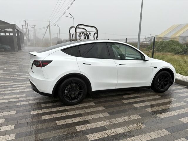 Белый Тесла Другая, объемом двигателя 0 л и пробегом 88 тыс. км за 26999 $, фото 15 на Automoto.ua