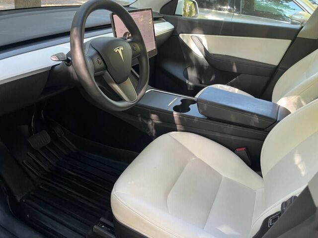 Тесла Другая 2021 в Одессе на Automoto.ua Белый Тесла Другая, объемом двигателя 0 л и пробегом 73 тыс. км за 24600 $, фото 13 на Automoto.ua