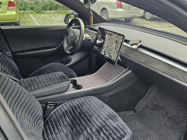 Тесла Другая 2021 в Тернополе на Automoto.ua Белый Тесла Другая, объемом двигателя 0 л и пробегом 75 тыс. км за 23500 $, фото 3 на Automoto.ua