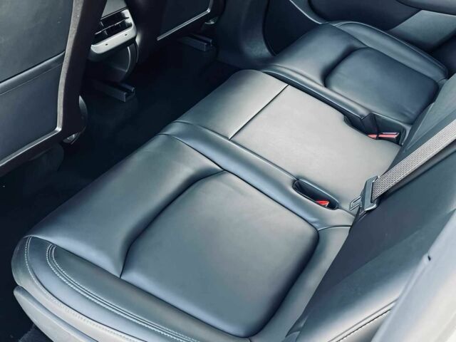 Белый Тесла Другая, объемом двигателя 0 л и пробегом 27 тыс. км за 10000 $, фото 10 на Automoto.ua