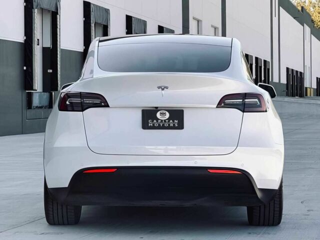 Белый Тесла Другая, объемом двигателя 0 л и пробегом 27 тыс. км за 10000 $, фото 3 на Automoto.ua