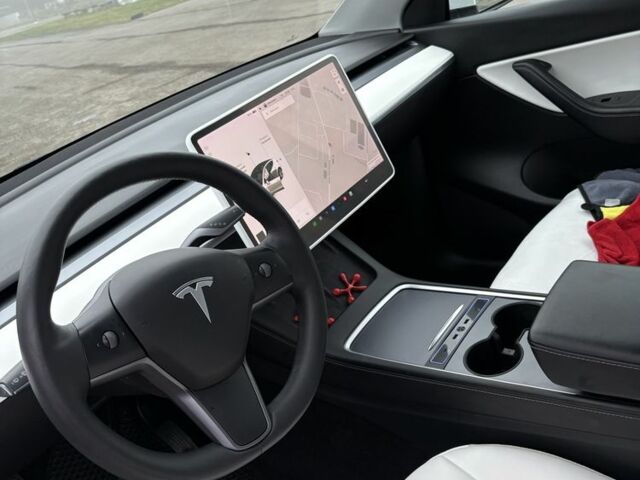 Белый Тесла Другая, объемом двигателя 0 л и пробегом 88 тыс. км за 26999 $, фото 9 на Automoto.ua