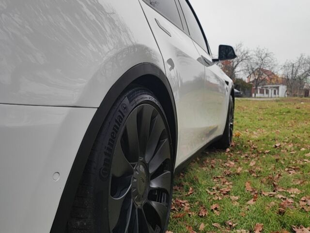 Белый Тесла Другая, объемом двигателя 0 л и пробегом 59 тыс. км за 25900 $, фото 1 на Automoto.ua