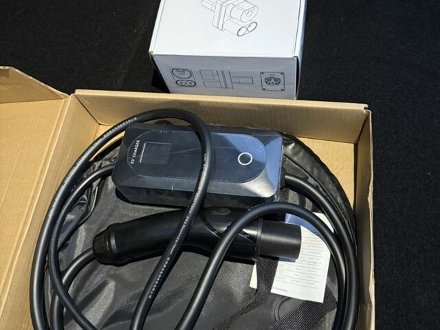 Тесла Другая 2021 в Кременчуге на Automoto.ua Белый Тесла Другая, объемом двигателя 0 л и пробегом 88 тыс. км за 24000 $, фото 7 на Automoto.ua