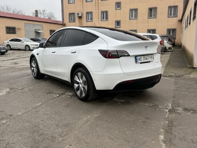 Белый Тесла Другая, объемом двигателя 0 л и пробегом 95 тыс. км за 22000 $, фото 2 на Automoto.ua